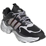 Baskets basses adidas MAGMUR RUNNER