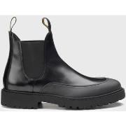 Boots Doucal's -