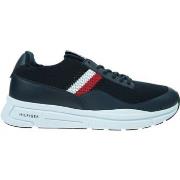 Baskets basses Tommy Hilfiger FM0FM04502DW5