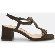 Sandales Bata Sandales pour femme avec talon carré et