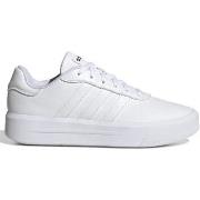 Baskets adidas Court Platform W