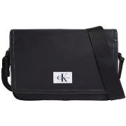 Sacoche Calvin Klein Jeans Sac camera Ref 60765 Noir 19.5*29*6.5 cm