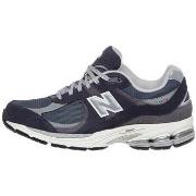 Baskets basses New Balance M2002