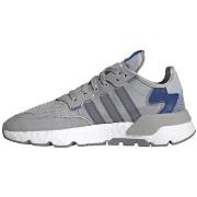 Baskets basses adidas NITE JOGGER