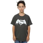 T-shirt enfant Dc Comics Batman v Superman Beaten Logo