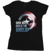 T-shirt Marvel Wield The Shield