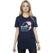 T-shirt Marvel The Falcon And The Winter Soldier Wield The Shield