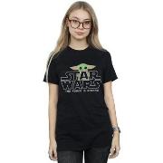 T-shirt Disney The Mandalorian The Child Strong