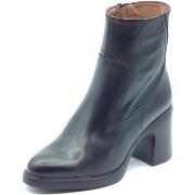 Boots Wonders H-5505 Min Bora