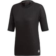 T-shirt adidas EB3820