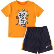 Ensembles de survêtement Nike 86K893