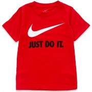 T-shirt enfant Nike 8U9461