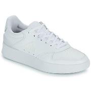 Baskets basses adidas KANTANA