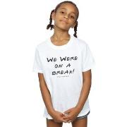 T-shirt enfant Friends We Were On A Break Text