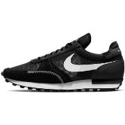 Baskets basses Nike DAYBREAK TYPE