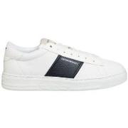 Baskets basses Emporio Armani Sneakers X4X570 XN840 T849