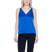 Blouses Vila VIRAVENNA V-NECK STRAP TOP/DC 14097228