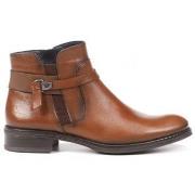 Boots Dorking d8635