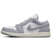 Baskets basses Nike Air Jordan 1 Low Vintage Grey