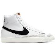 Baskets Nike w Blazer Mid '77 / Blanc