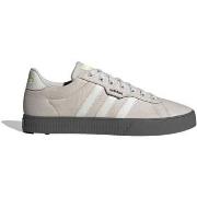 Baskets basses adidas -