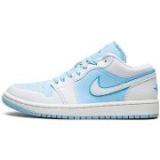 Baskets Nike Air Jordan 1 Low SE Reverse Ice Blue