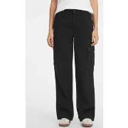 Pantalon Guess W4YB61 WGCV1-JBLK