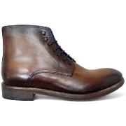 Boots Hardrige R560