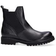 Boots Felmini -