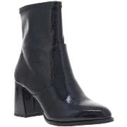 Boots Tamaris 23566CHAH24