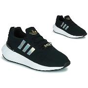 Baskets basses adidas SWIFT RUN 22 W