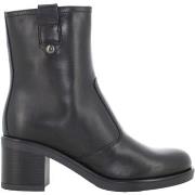 Boots NeroGiardini I411792D/100