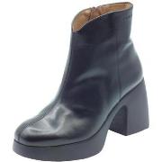 Boots Wonders H-4963 Isy