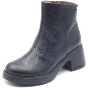 Boots Wonders E-7107 Wild