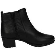 Boots Valeria's -