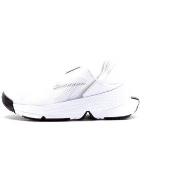 Baskets Nike DR5540 102