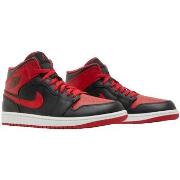 Baskets Nike Jordan 1 Mid