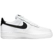 Baskets Nike Air Force 1 07