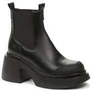 Bottines Betsy black elegant closed booties