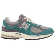 Baskets New Balance 2000R