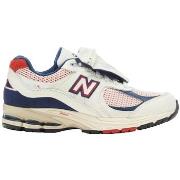 Baskets New Balance 2000R