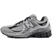 Baskets basses New Balance M2002