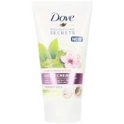 Soins mains et pieds Dove Matcha Te Verde Ritual Crema De Manos