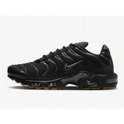 Baskets basses Nike AIR MAX PLUS TN NOIR