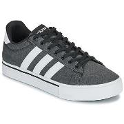 Baskets basses adidas DAILY 4.0