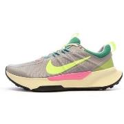 Chaussures Nike DM0821-004