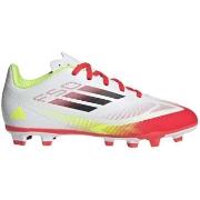 Chaussures de foot enfant adidas -