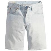 Short Levis 111420