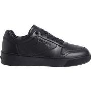 Baskets basses Calvin Klein Jeans low top lace up leisure triple black