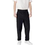 Pantalon Calvin Klein Jeans TRACK PANT J30J326884